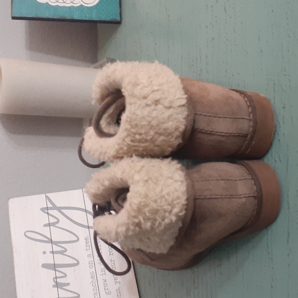 HUSH PUPPIES SZ 8 - Picture 3 of 6